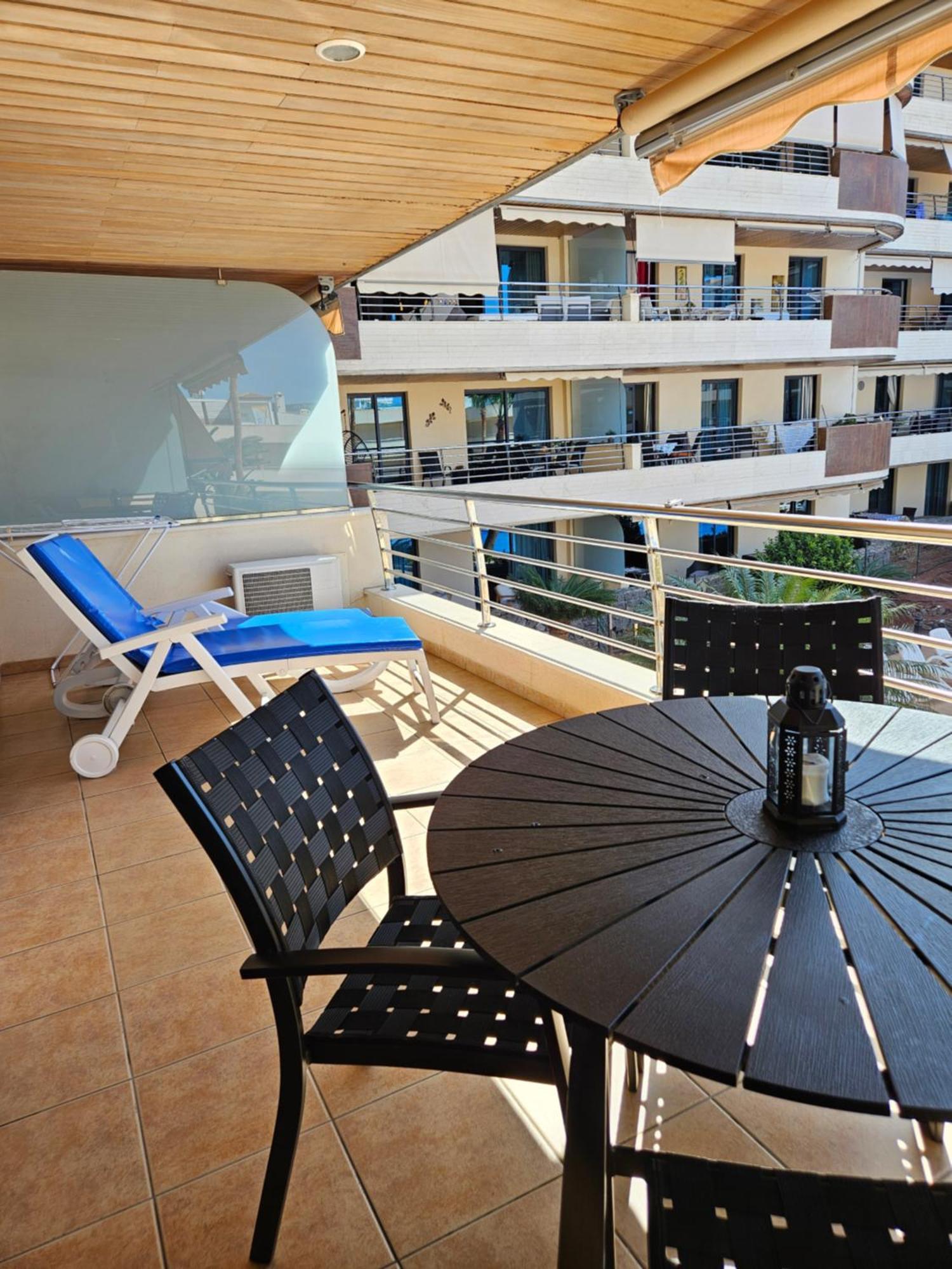 Ocean Breeze Apartment Puerto de Santiago  Exterior photo
